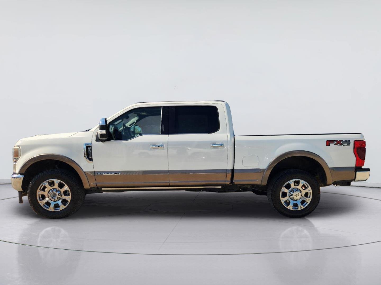 2021 Ford Super Duty F-250 photo 4 of 34