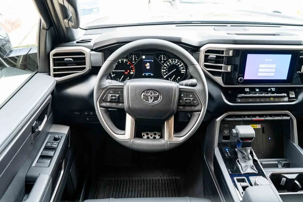 New 2026 Midnight Black Metallic Toyota  SR5 image 20