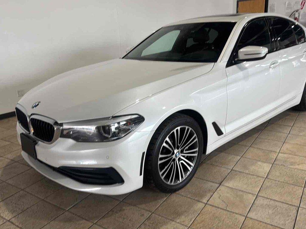 2019 BMW 5 Series 540i xDrive Sedan's photo