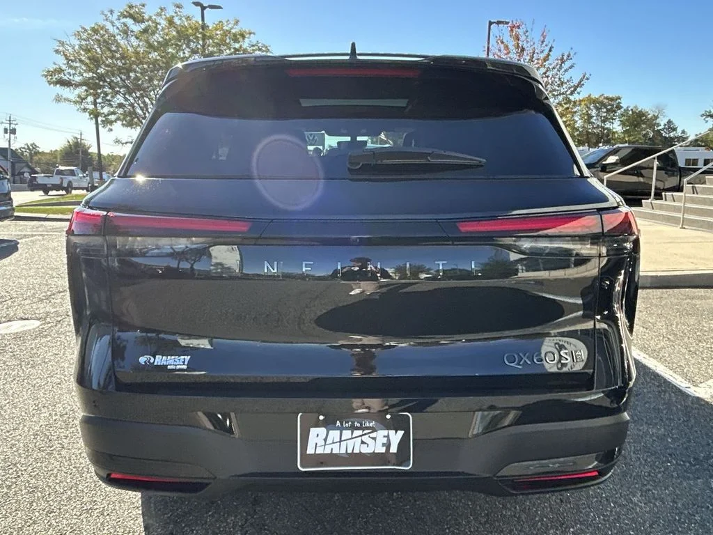 2026 INFINITI QX60 LUXE - Photo 17