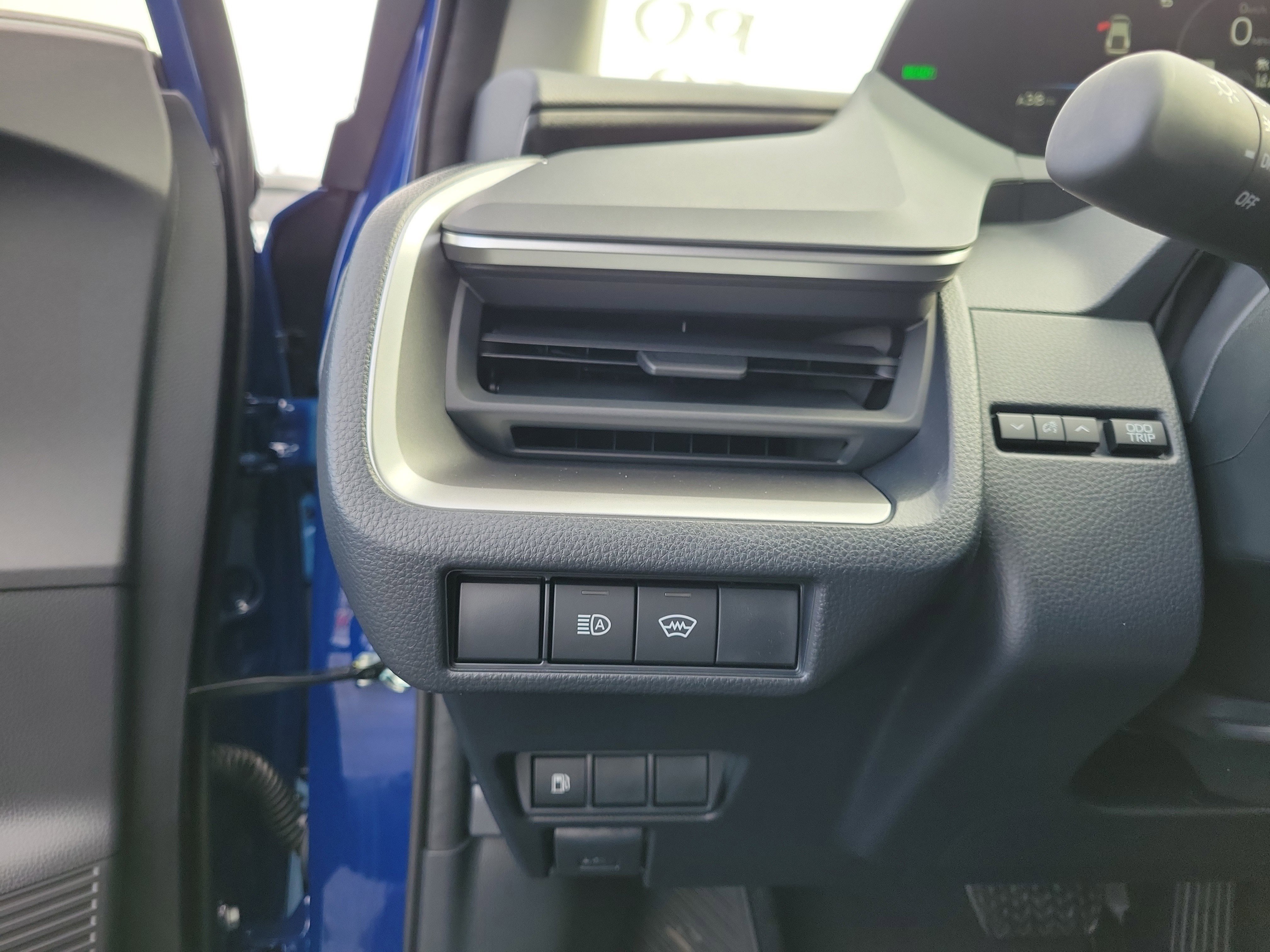 2026 Toyota Prius LE - Photo 20