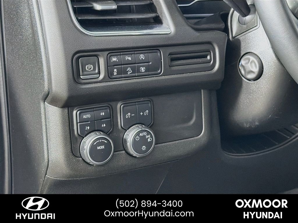 Used 2023 Black Chevrolet Z71 image 10