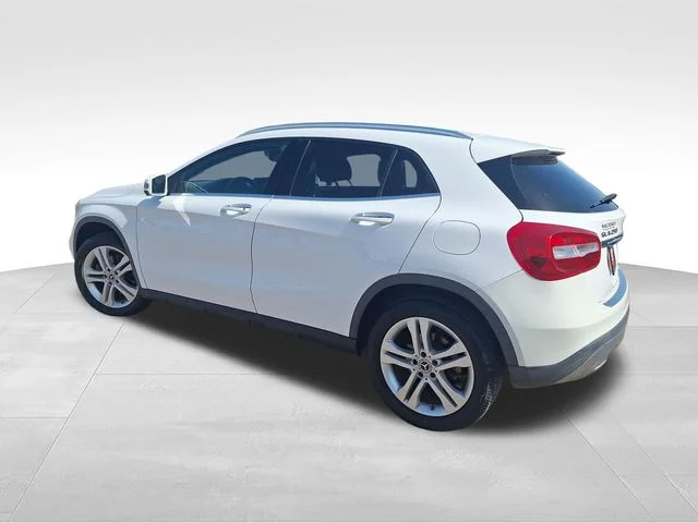 Used 2019 White Mercedes-Benz GLA 250 image 5