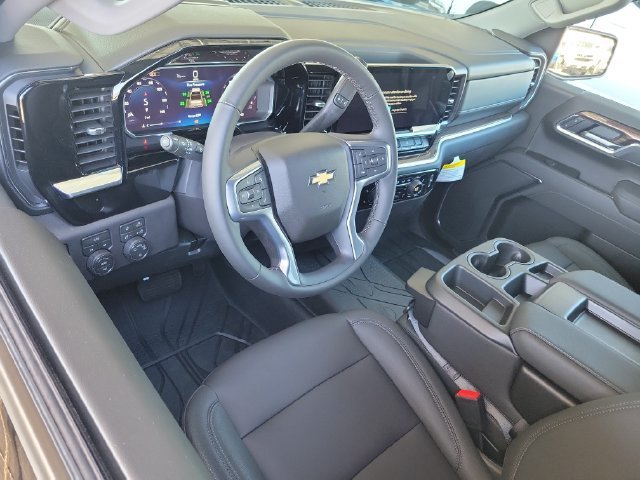2026 Chevrolet Silverado 1500 LT - Photo 6