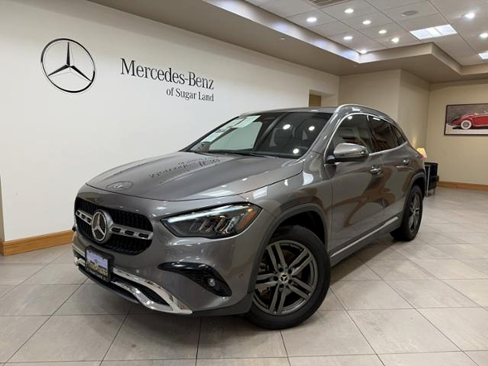 Certified Used 2025 Cirrus Silver Metallic Mercedes-Benz 4MATIC® image 1