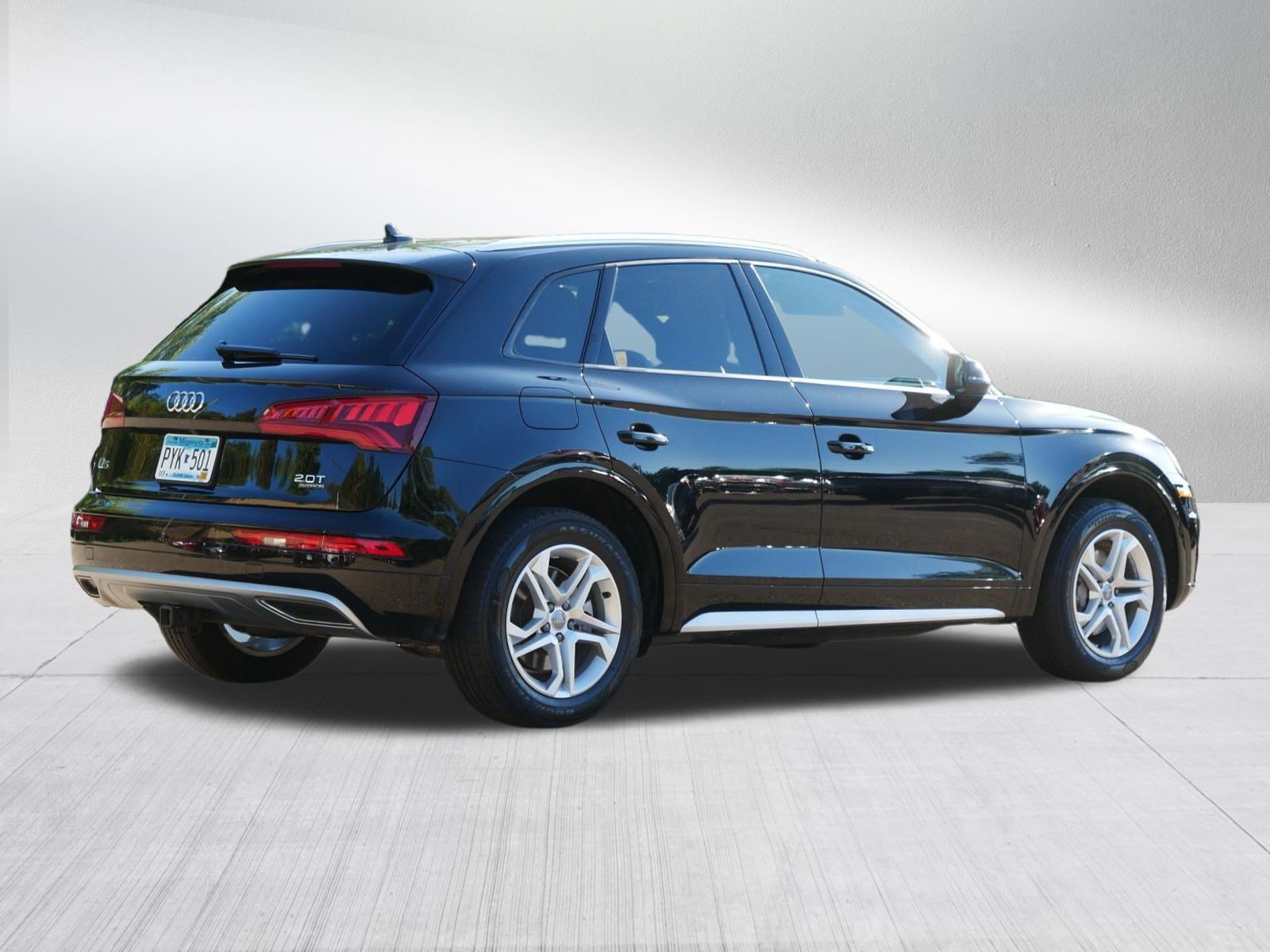 Used 2018 Black Audi Premium image 7