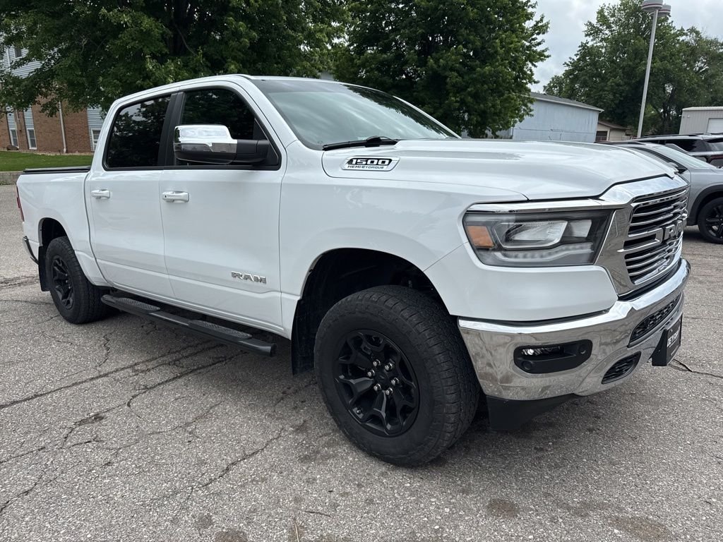 2024 RAM 1500 Laramie 4x4 Crew Cab 5'7's photo