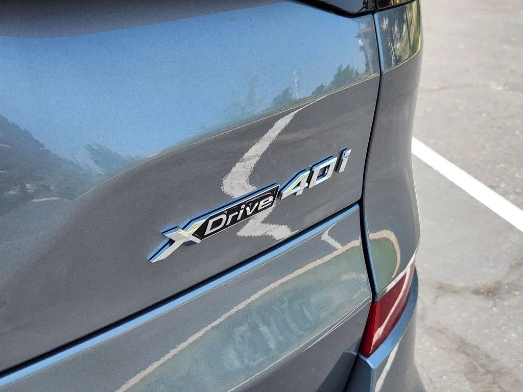 New 2026 Skyscraper Grey Metallic BMW xDrive40i image 21