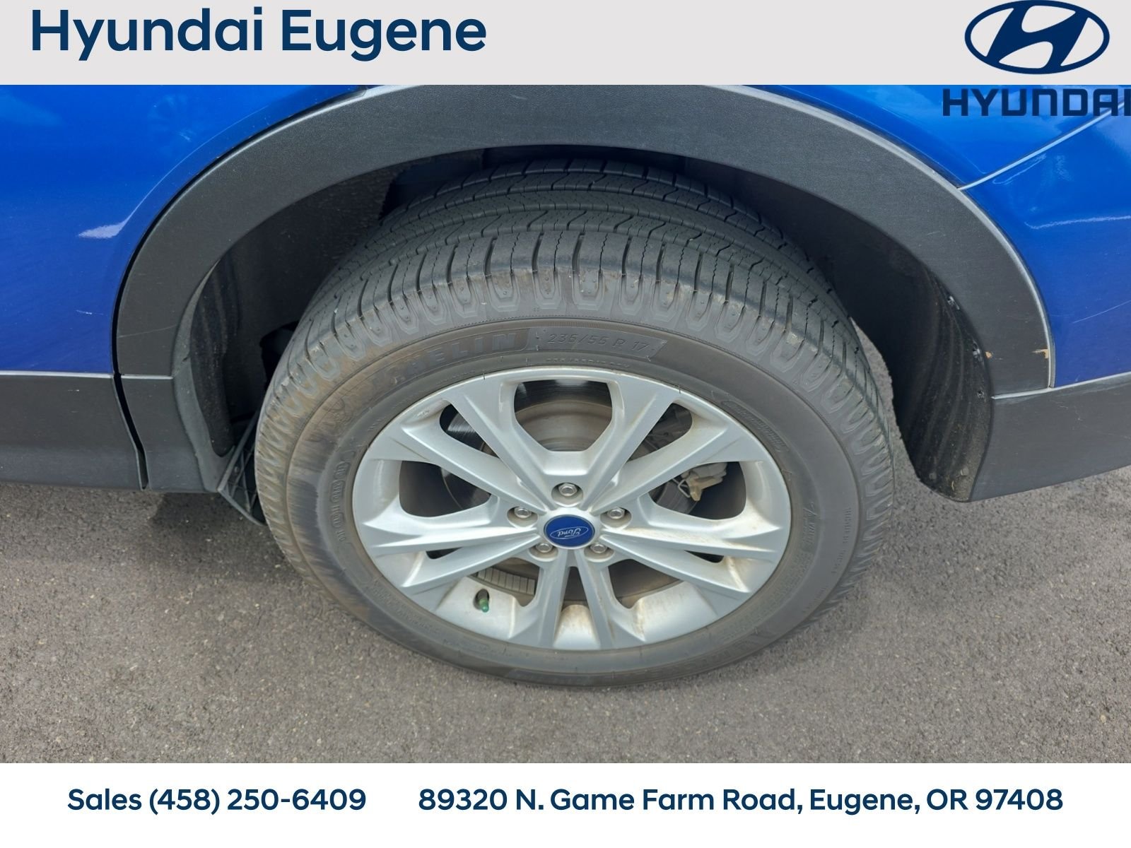 Used 2018 Blue Ford SEL image 2