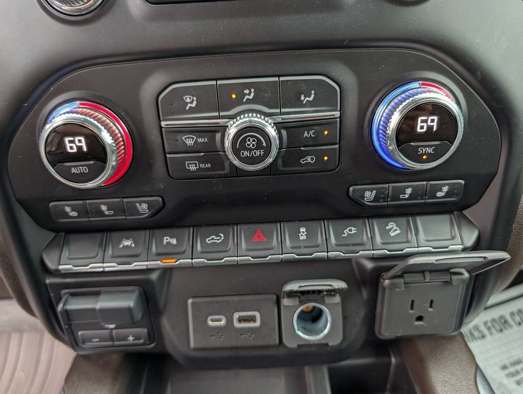 Used 2021 Hunter Metallic GMC Denali image 27