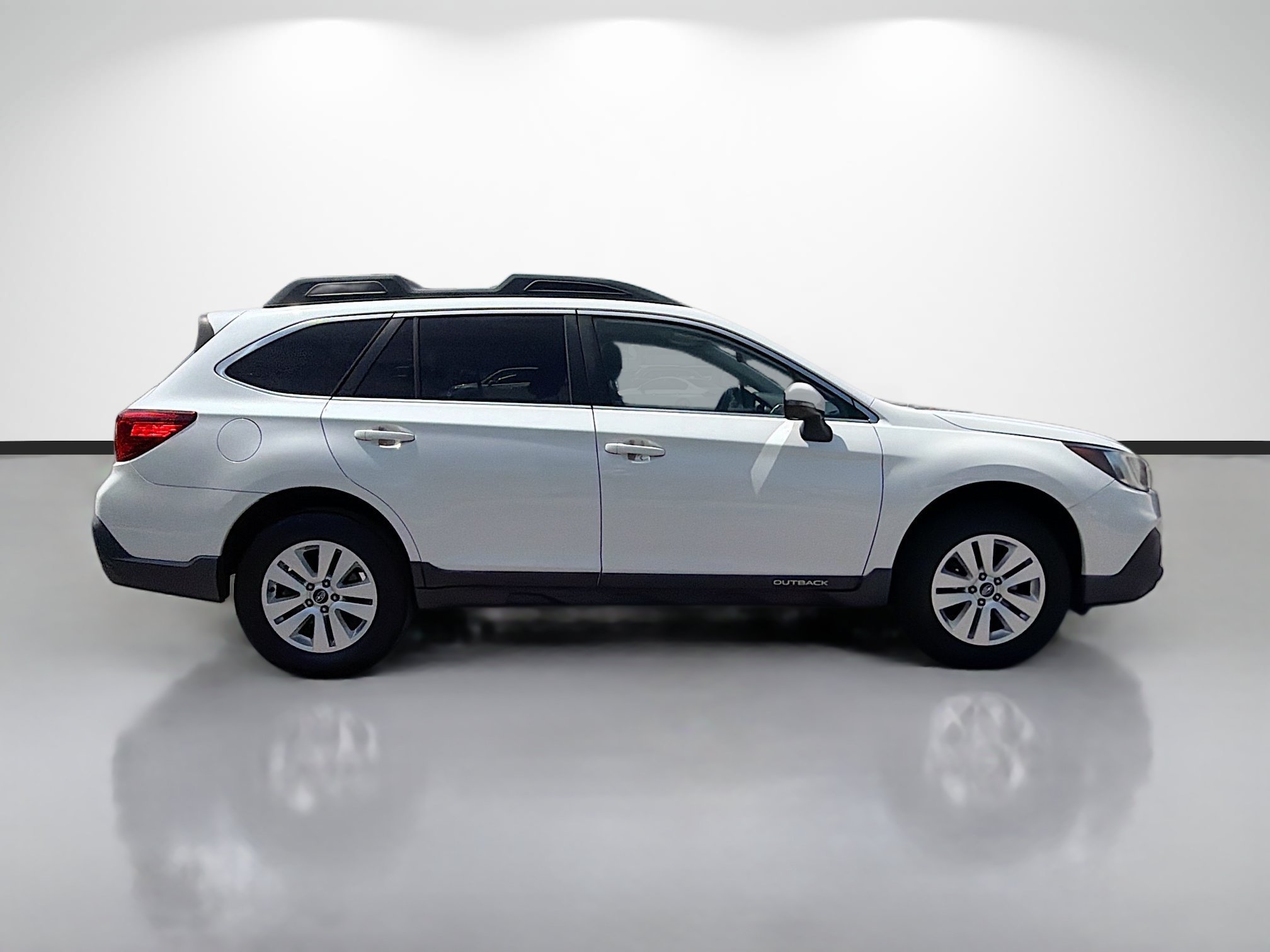Used 2019 Crystal White Pearl Subaru Premium image 2