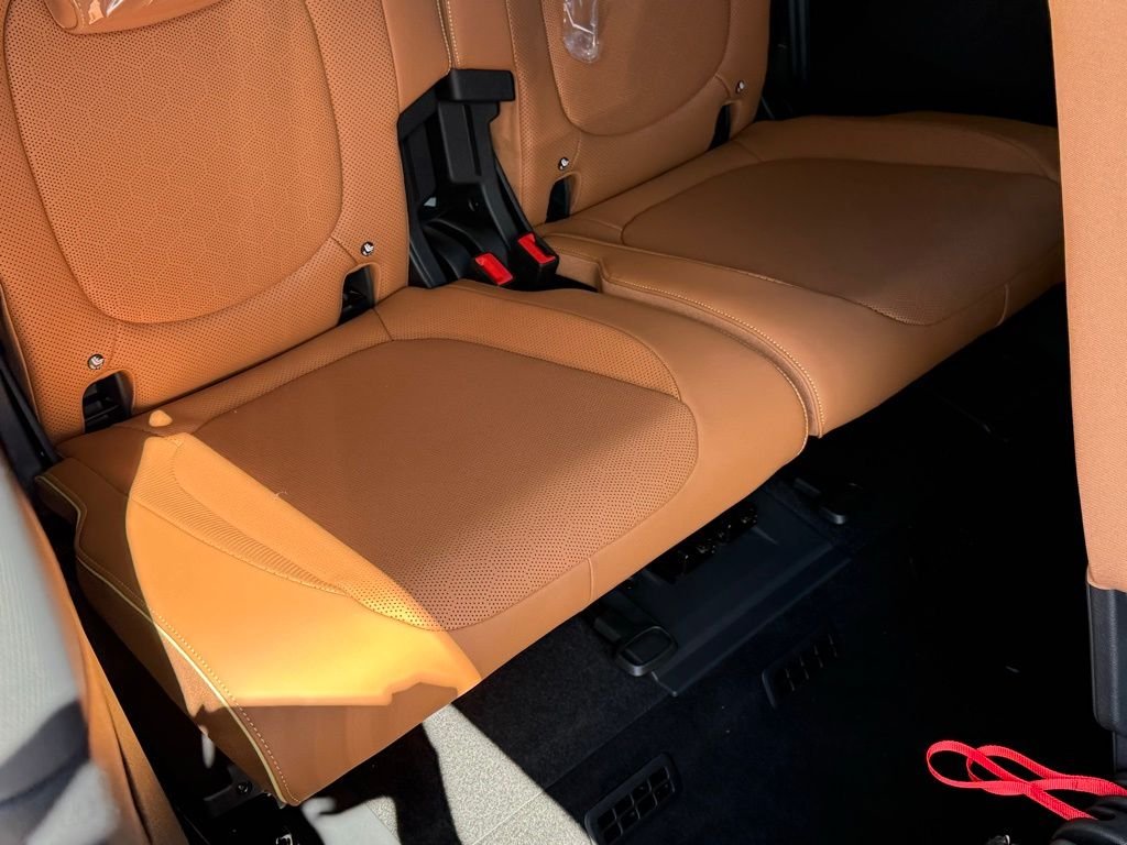 2025 Volkswagen ID. Buzz Pro S - Photo 31