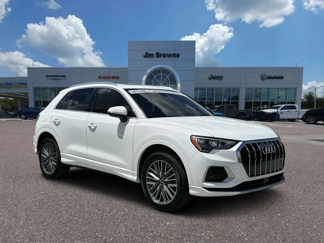 2022 Audi Q3