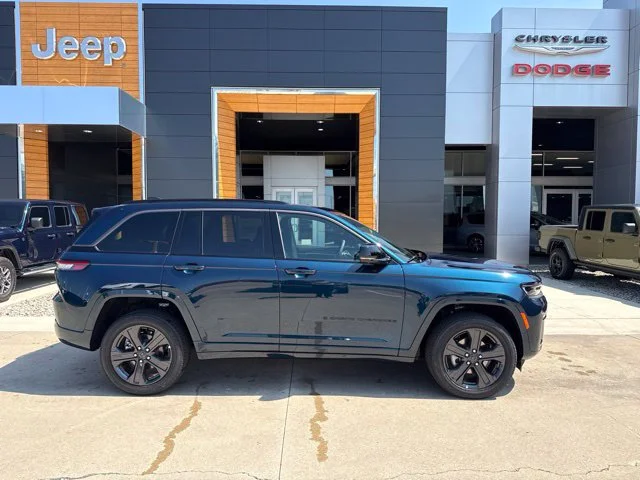 New 2027 Blue Jeep Limited Reserve image 2