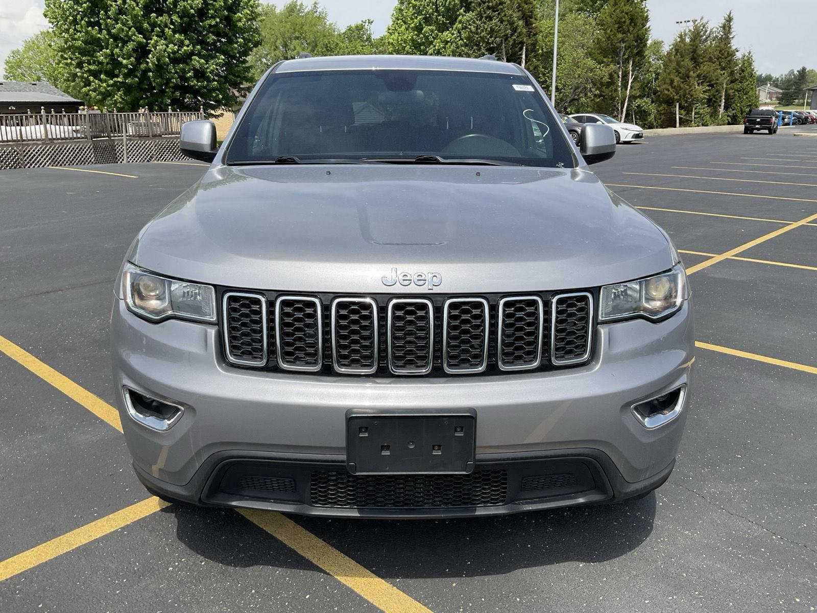 Used 2018 Jeep Grand Cherokee Laredo E with VIN 1C4RJFAG7JC382532 for sale in Corydon, IN