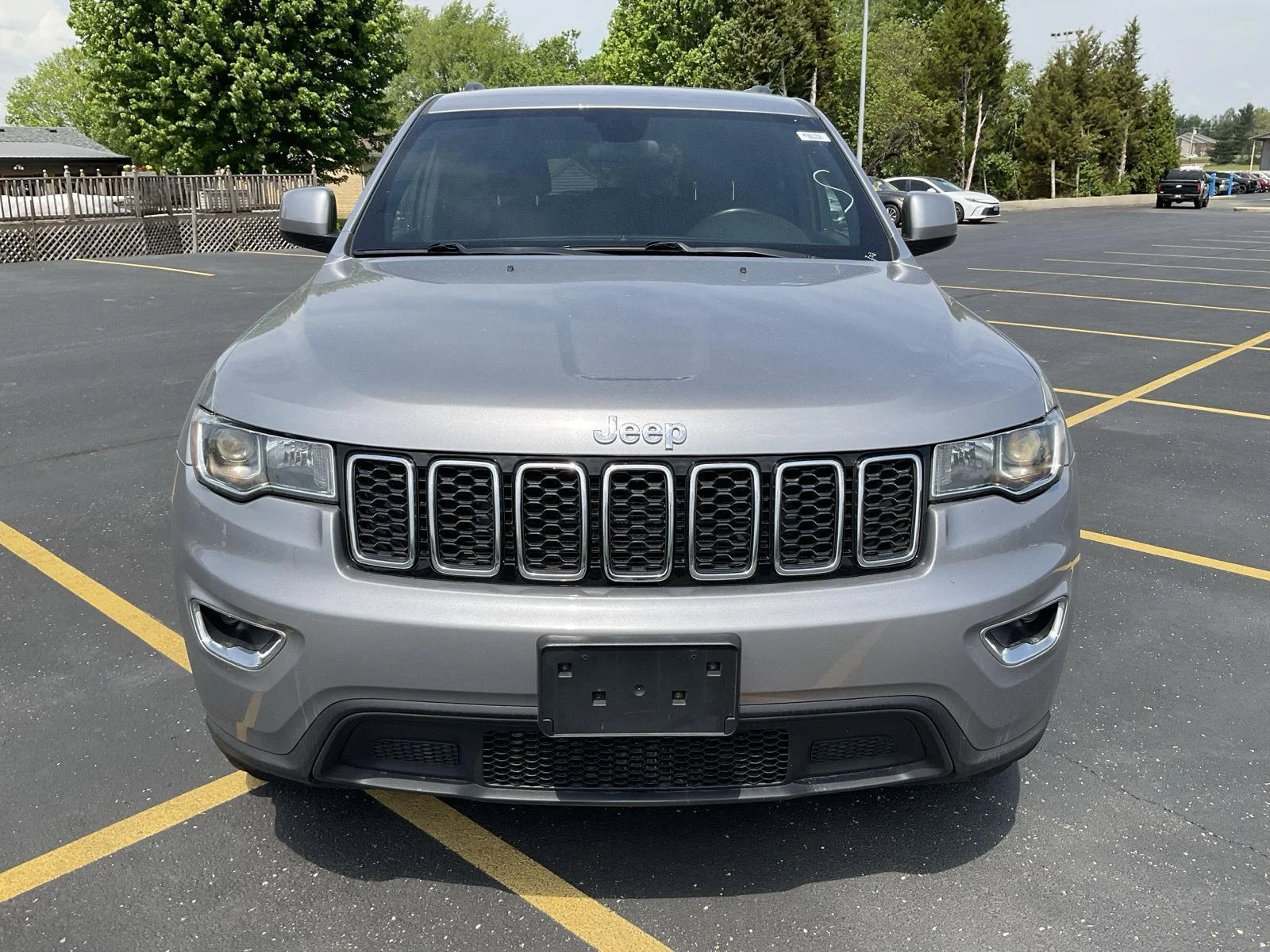 Used 2018 Jeep Grand Cherokee Laredo E with VIN 1C4RJFAG7JC382532 for sale in Corydon, IN