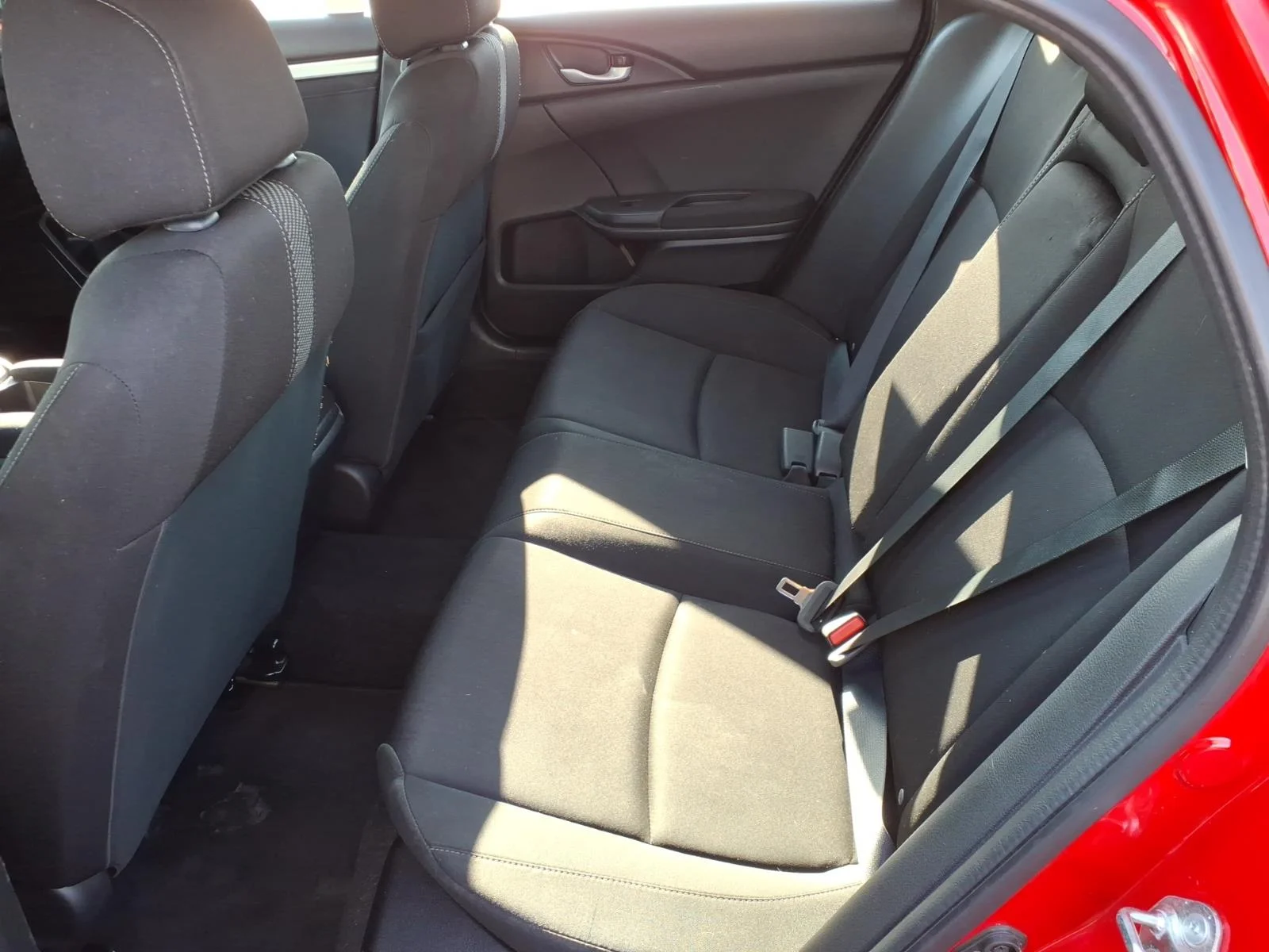 2018 Honda Civic EX - Photo 6