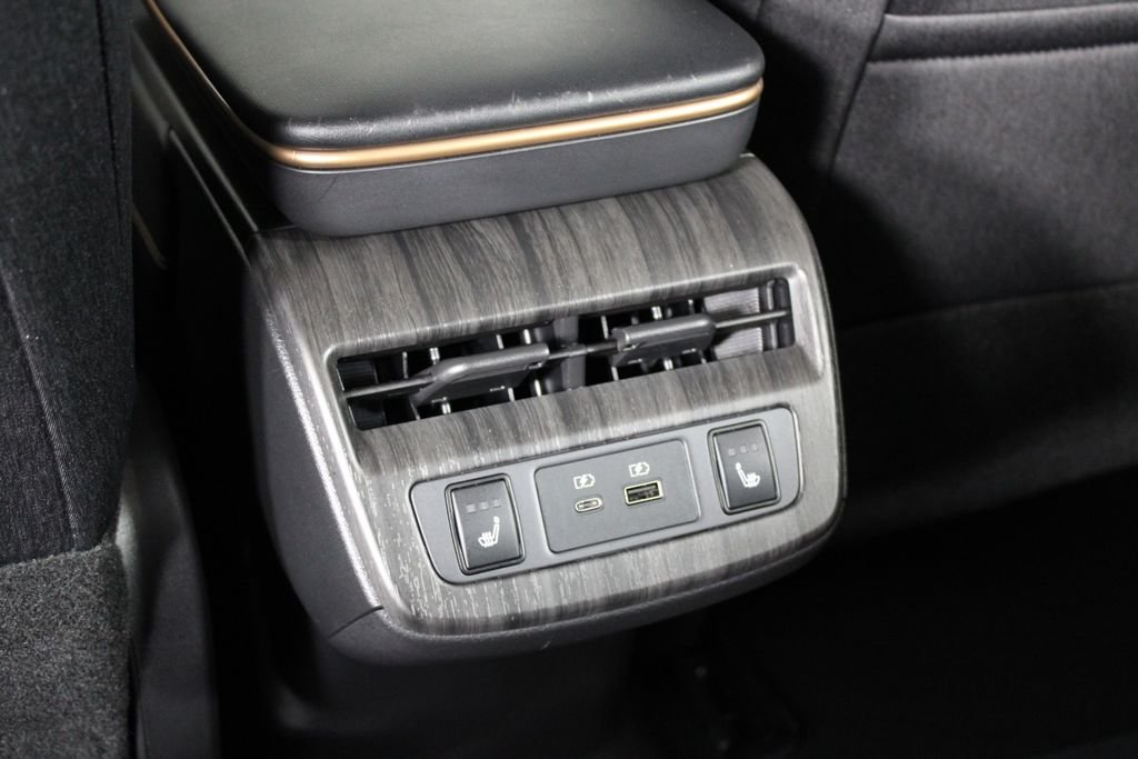 Used 2023 Green Nissan EMPOWER+ image 23