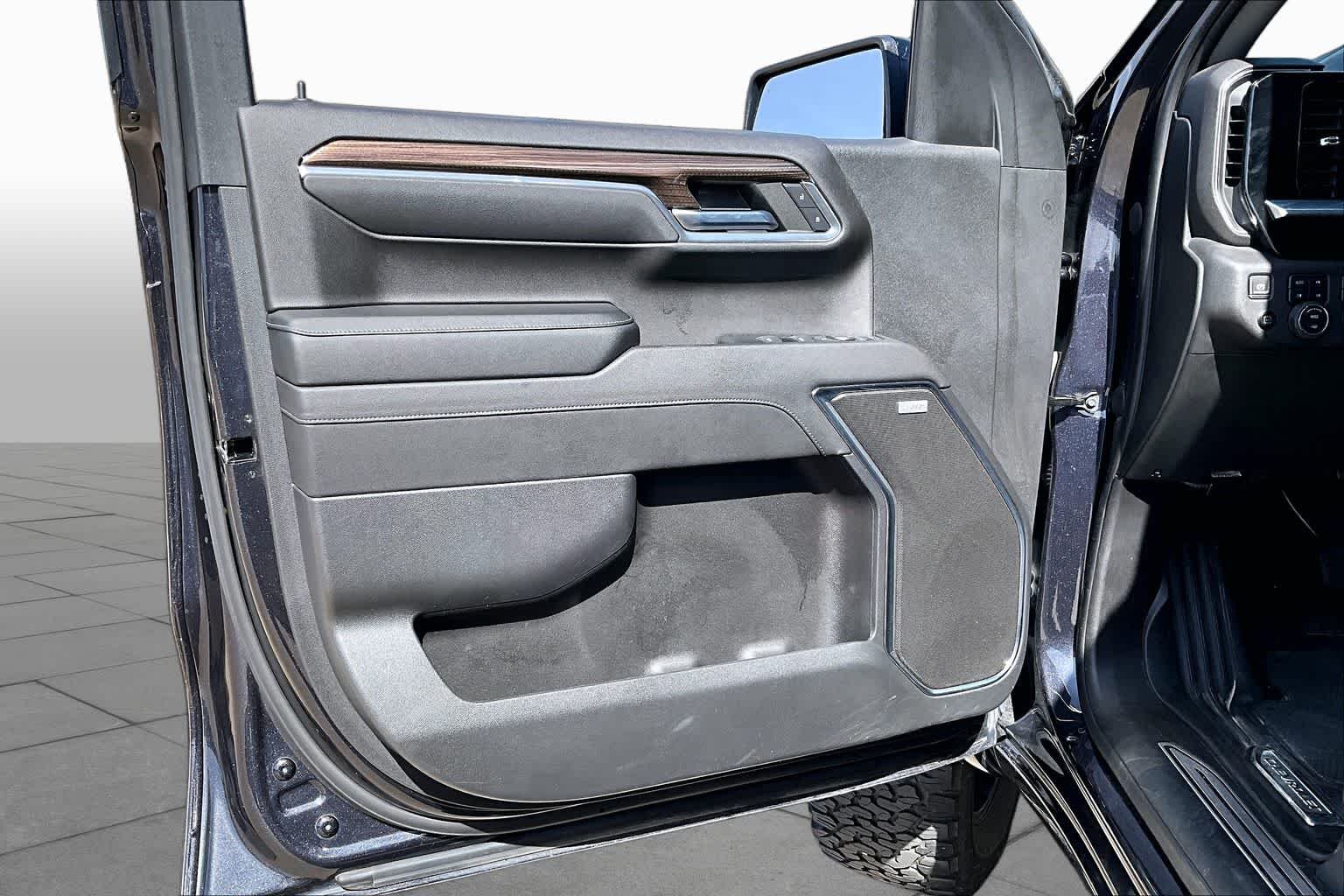 Used 2023 Dark Ash Metallic Chevrolet RST image 25