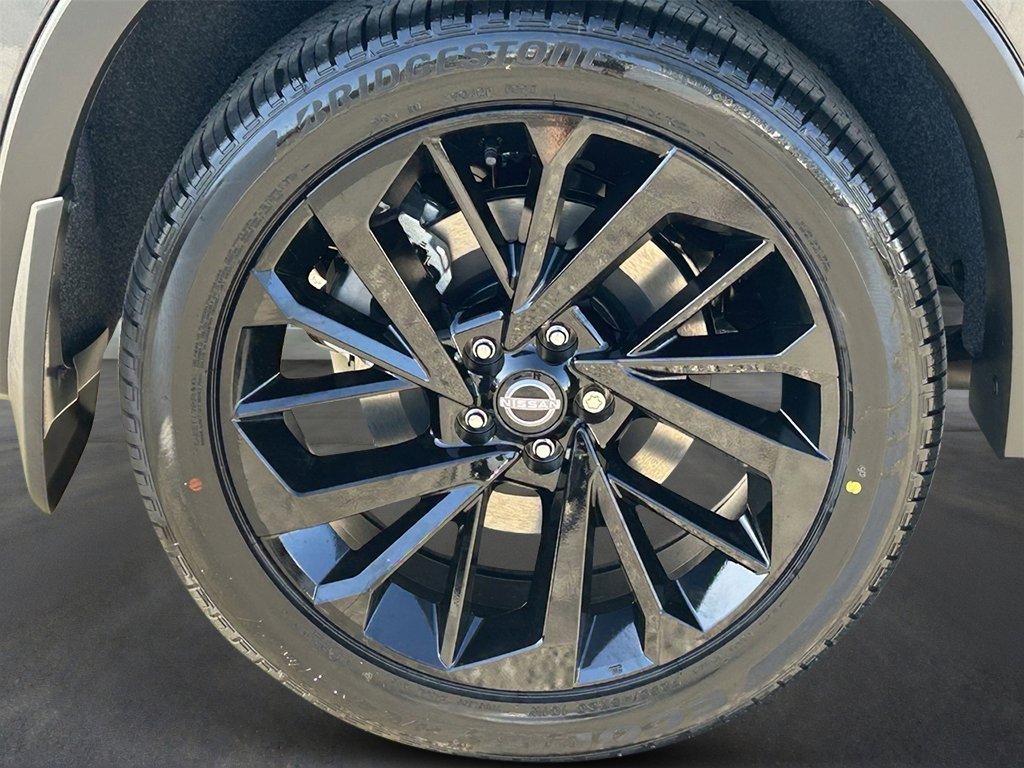 New 2026 Moonrock Gray Nissan SL image 7