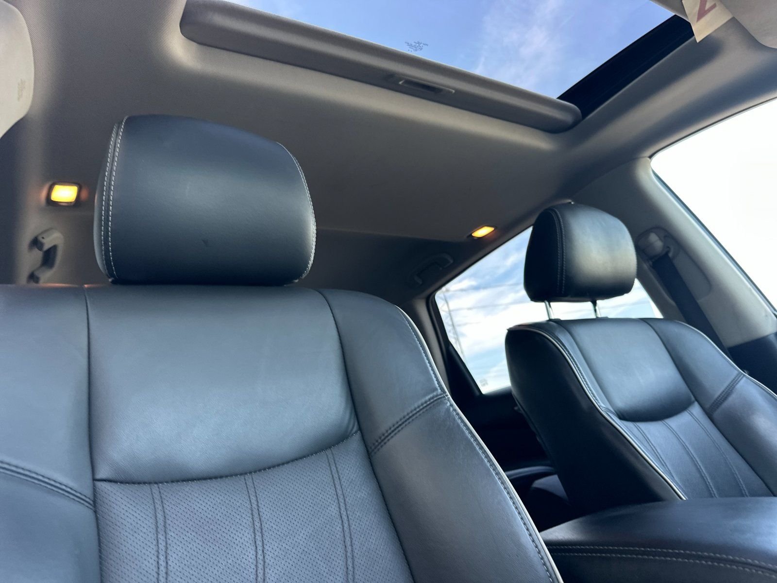Used 2019 Mocha Almond INFINITI LUXE image 16