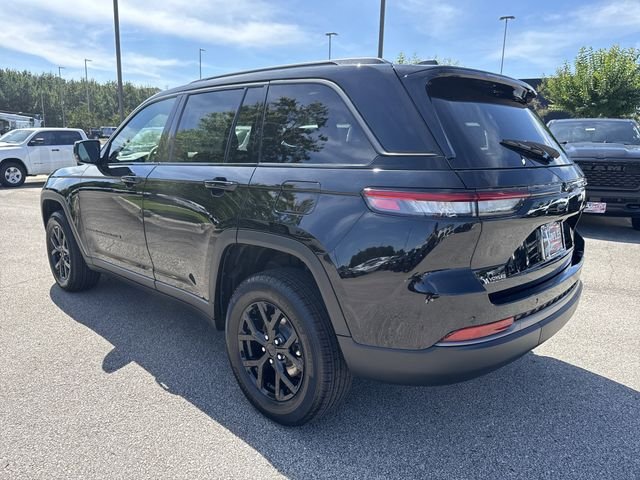 New 2026 Black Jeep Altitude image 5