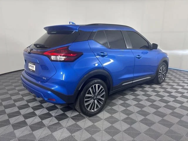Used 2022  Nissan SR image 26