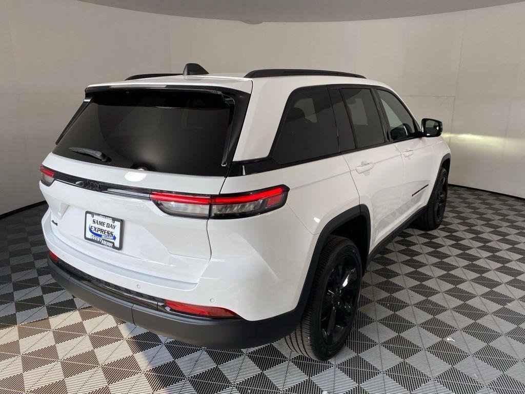 Used 2024 Bright White Clearcoat Jeep Altitude X image 5