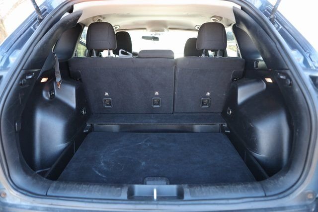 Used 2021 Slate Blue Pearlcoat Jeep Latitude image 20