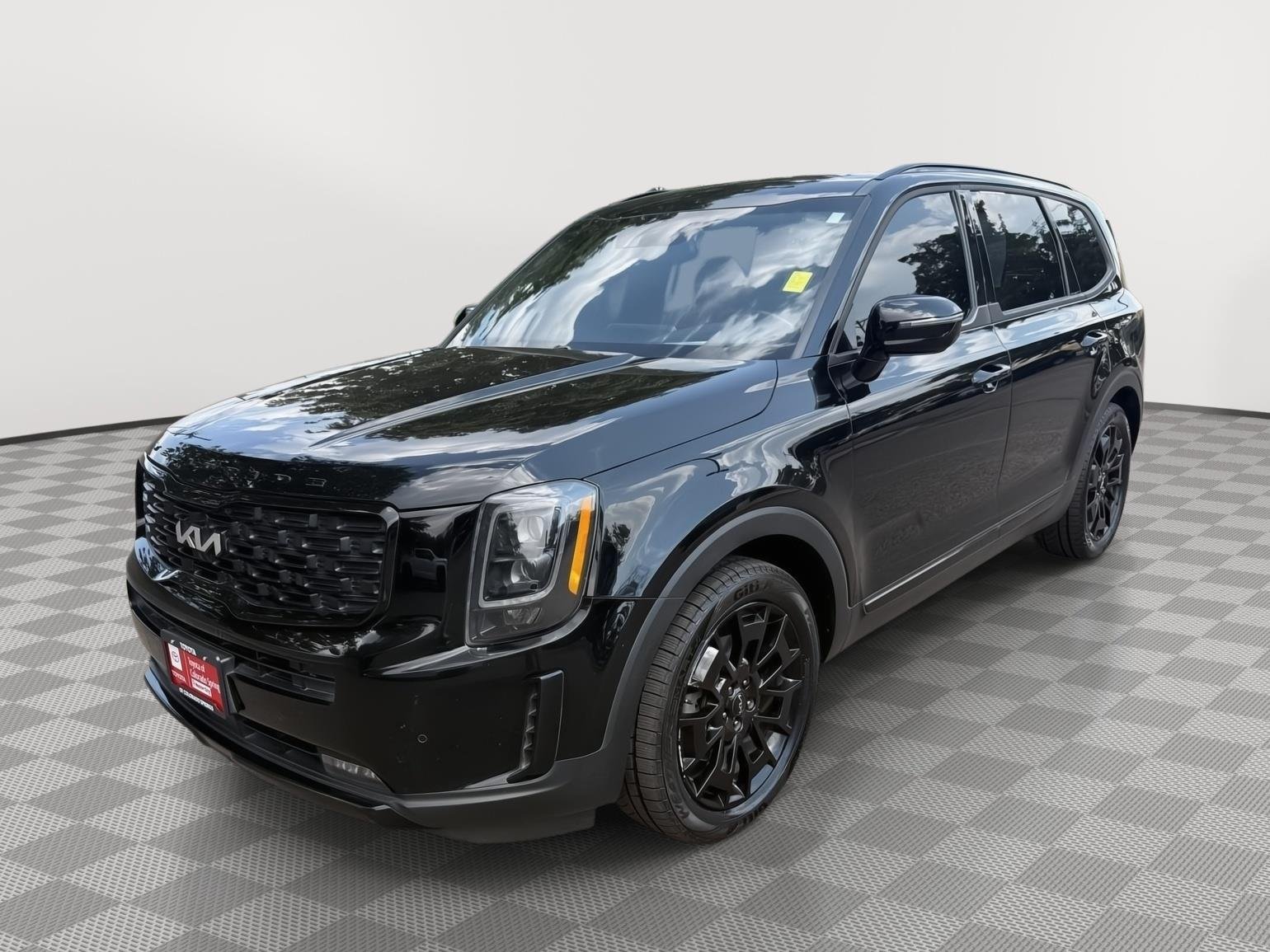 Used 2022 Ebony Black Kia SX image 15