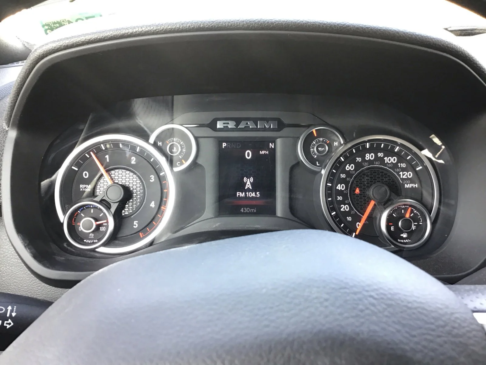 2026 RAM 3500 Chassis Tradesman - Photo 17