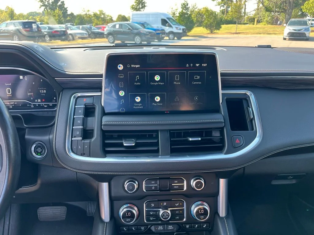 Used 2022 Black GMC SLT image 19