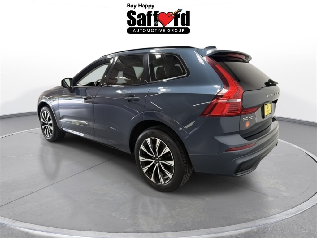 2024 Volvo XC60 B5 Plus photo 4