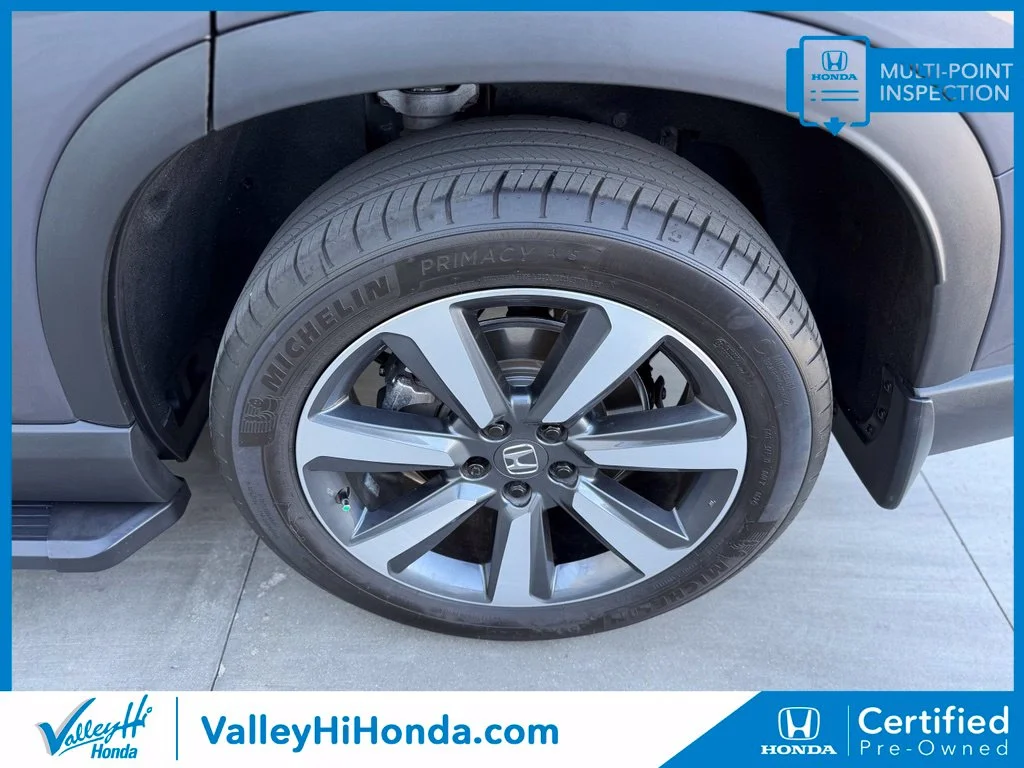 Certified Used 2025 Modern Steel Metallic Honda 2WD Touring image 12