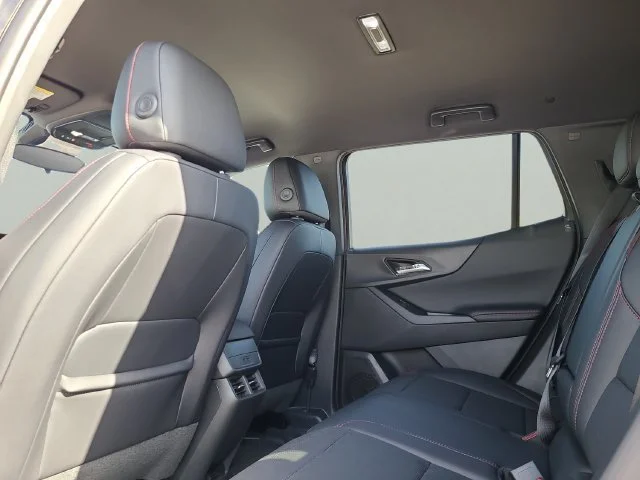 2027 Chevrolet Equinox RS - Photo 12