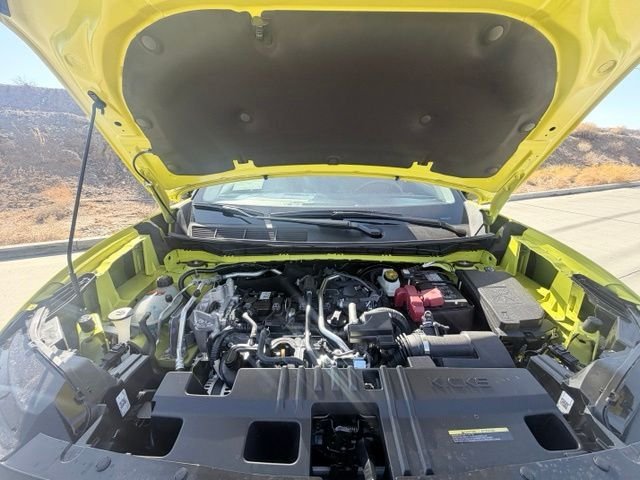 New 2026 Yuzu Yellow Metallic / Super Black Two-tone Nissan SR image 33