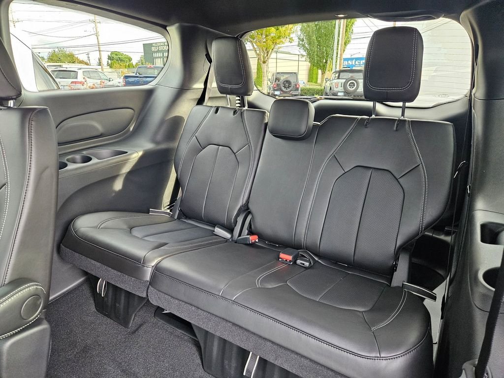2026 Chrysler Voyager LX - Photo 29