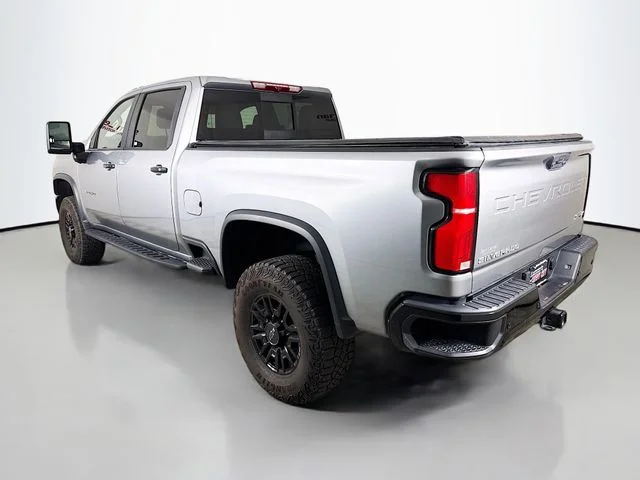 Used 2024 Gray Chevrolet ZR2 image 5