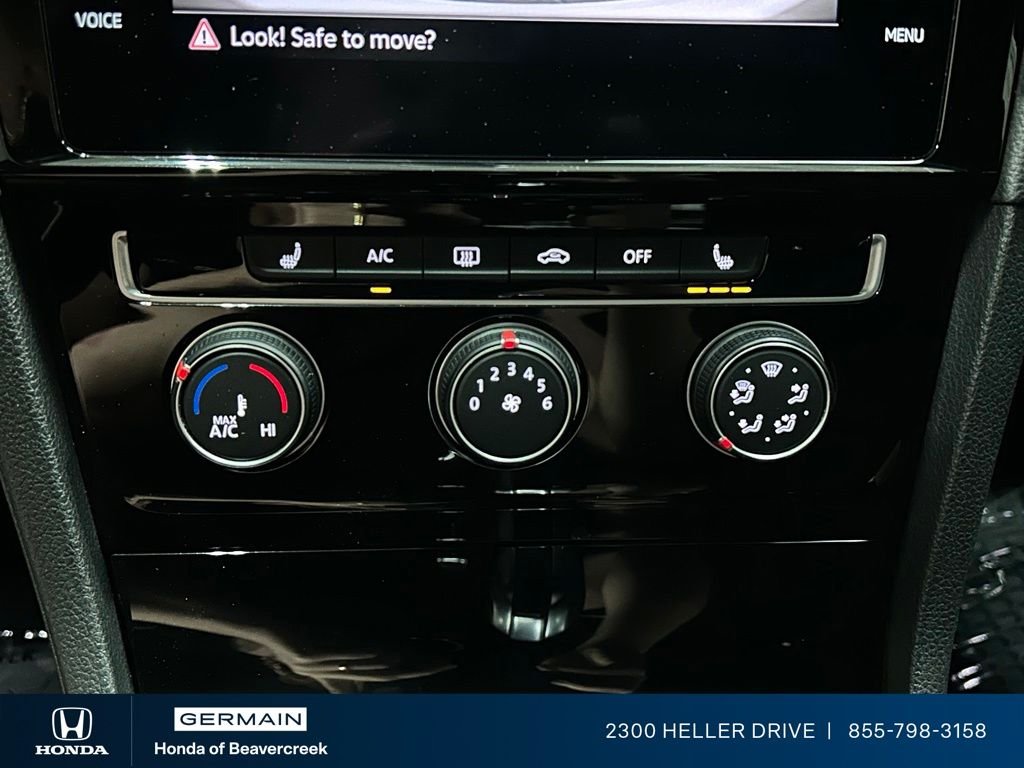 Used 2021 Pure White Volkswagen 2.0T SE image 24