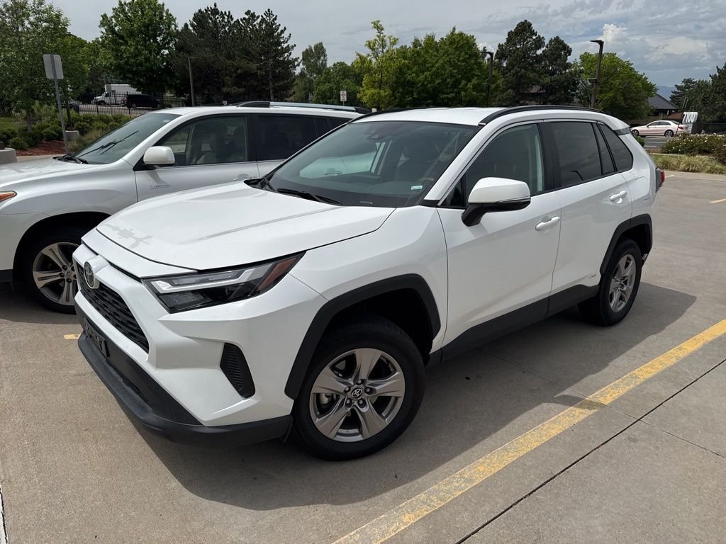 2025 Toyota RAV4 Hybrid XLE AWD's photo