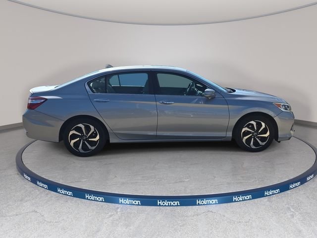 Used 2016  Honda EX-L image 5