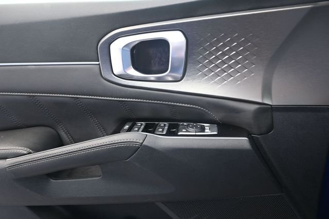 Used 2022 Blue Kia SX image 13