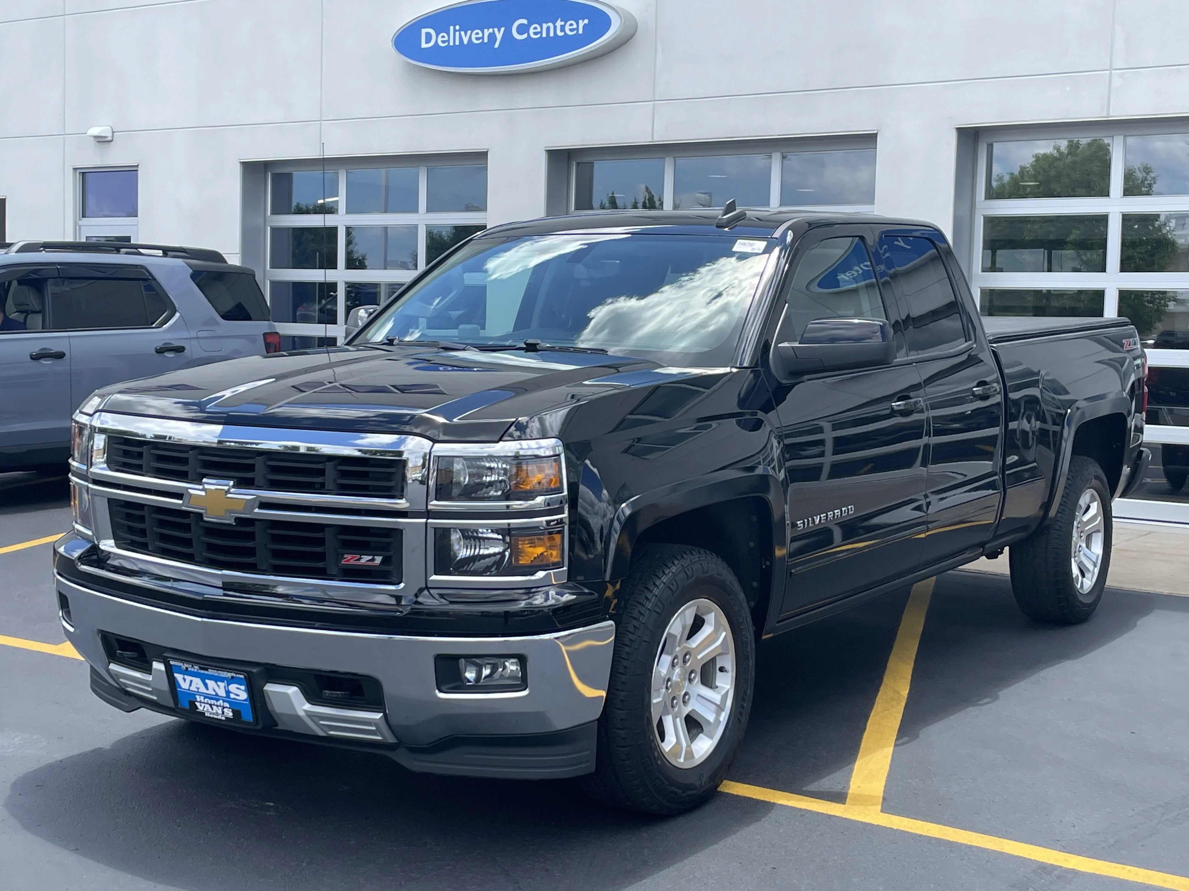 Used 2015 Black Chevrolet LT image 3
