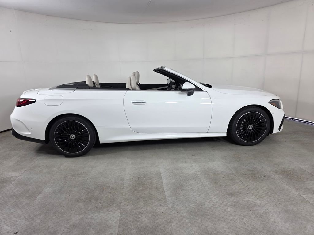 New 2027 Polar White Mercedes-Benz CLE 300 image 3