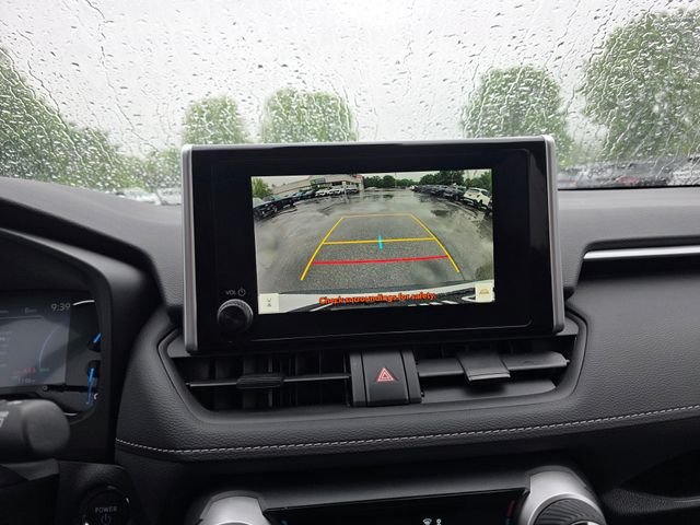 Used 2025 White Toyota XLE image 26