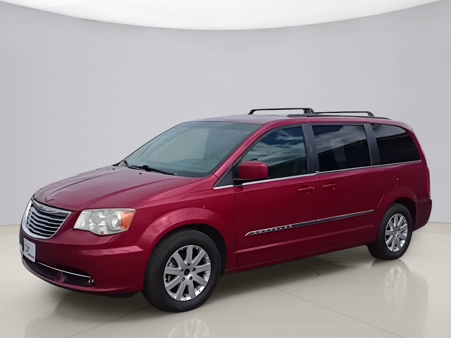 2014 Chrysler Town & Country Touring's photo