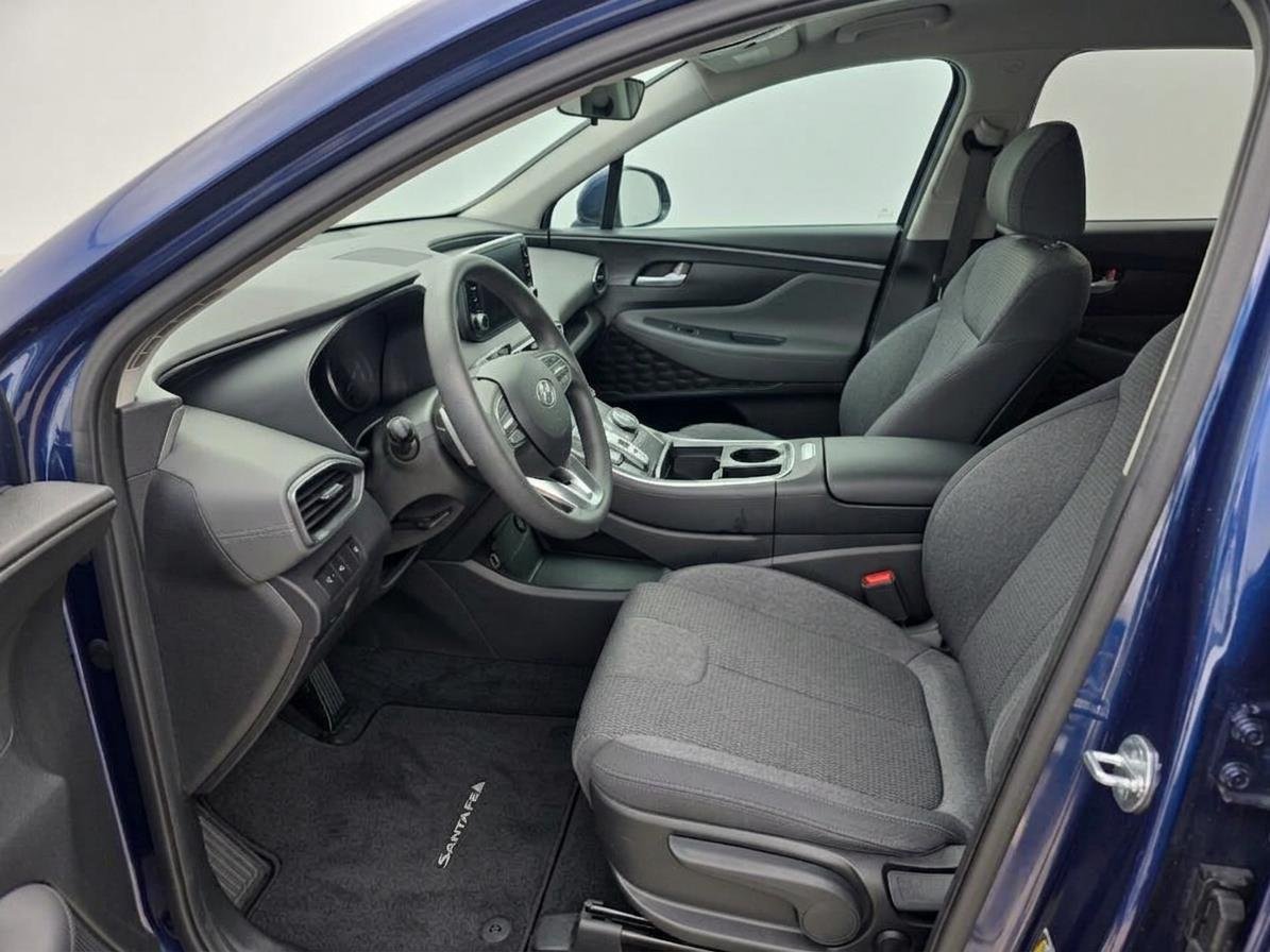Used 2023 Stormy Sea Hyundai SE image 13