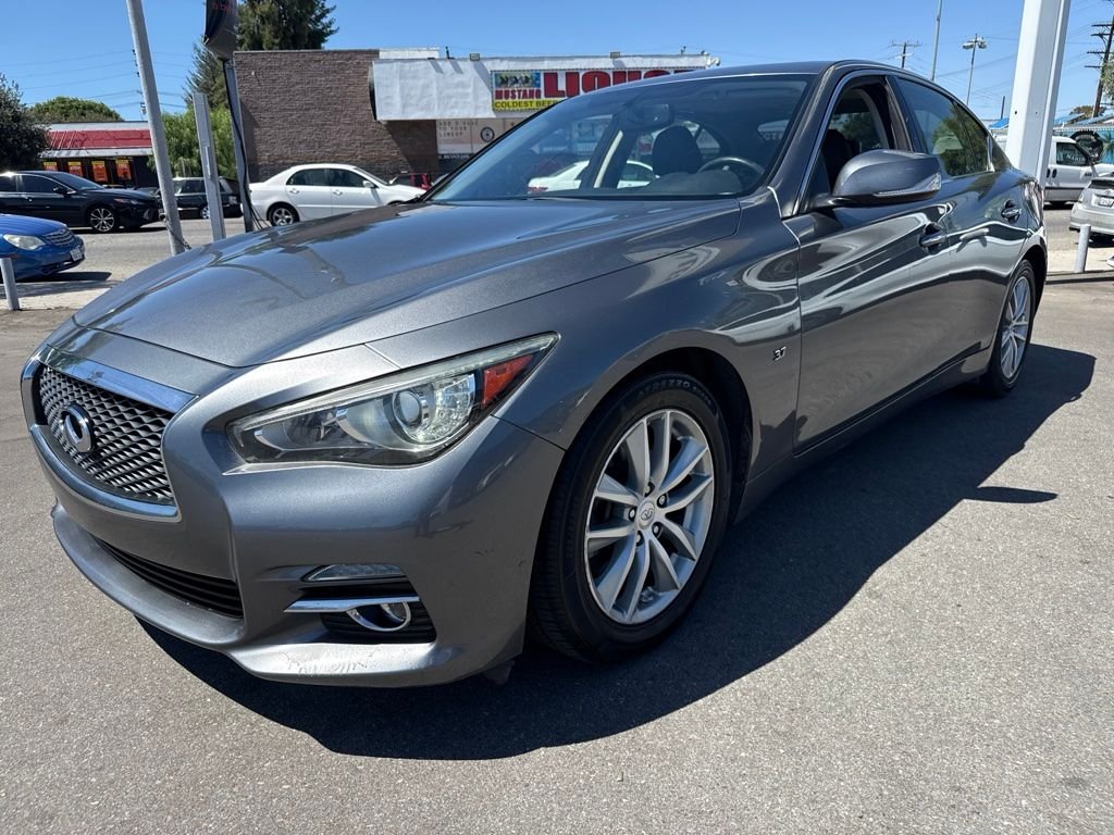 Used 2015 Gray INFINITI Premium image 2