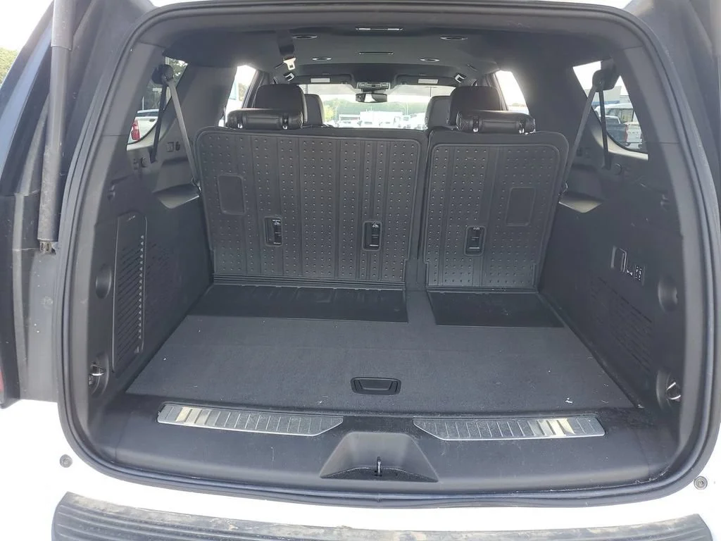 Used 2024 Summit White Chevrolet RST image 32