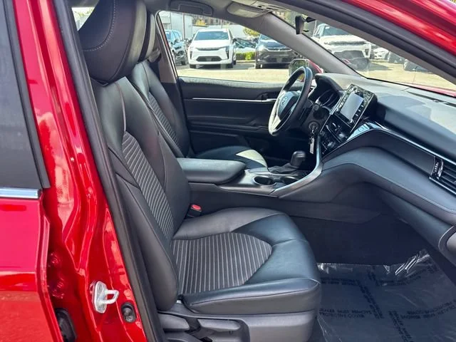 Used 2021 Supersonic Red Toyota SE image 9